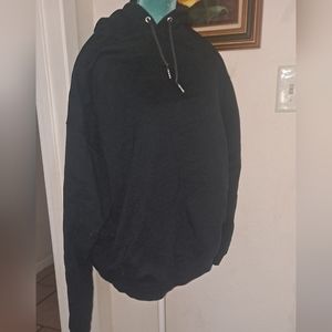 Fruit of the loom black sweater